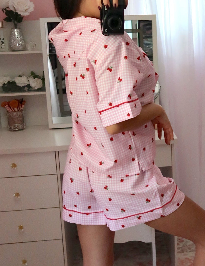 Strawberries & Bows Set