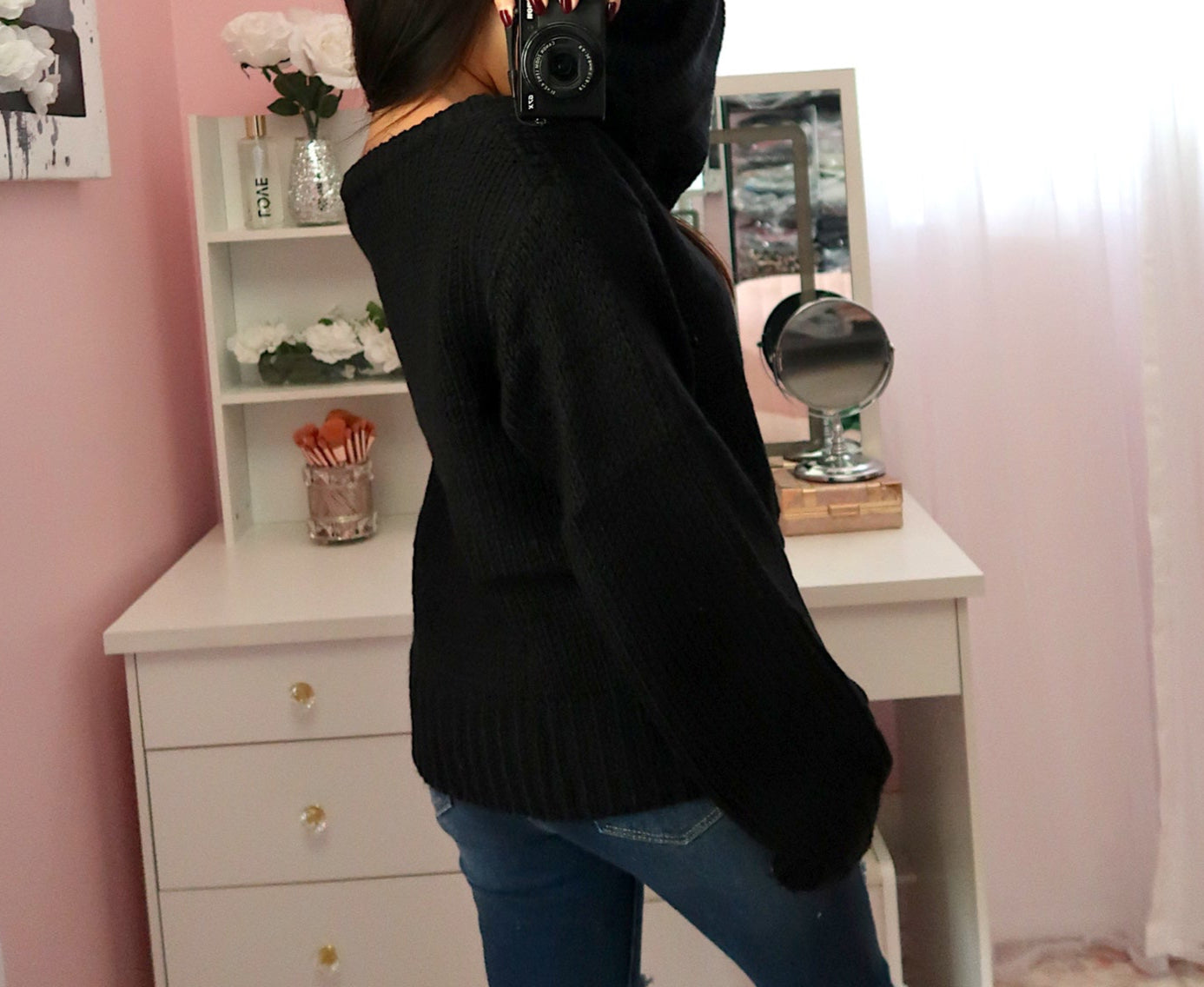 Sassy Shoulder Sweater - Black