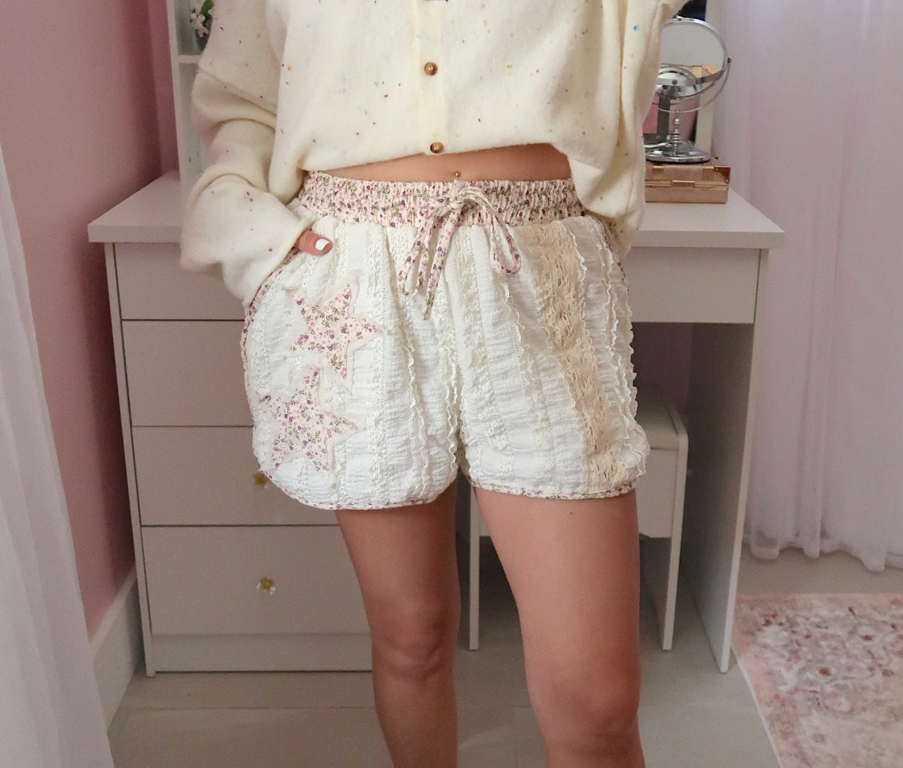 Stars and Ruffle Shorts - Cream