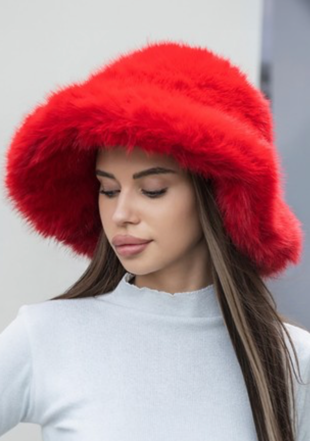 Red fluffy bucket hat online