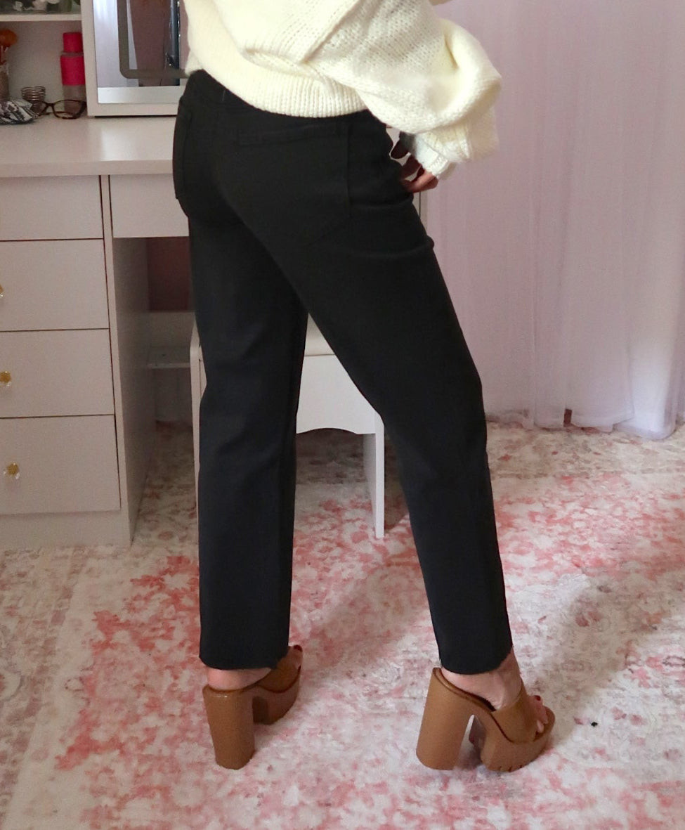 Happy Ankle Jeans - Black