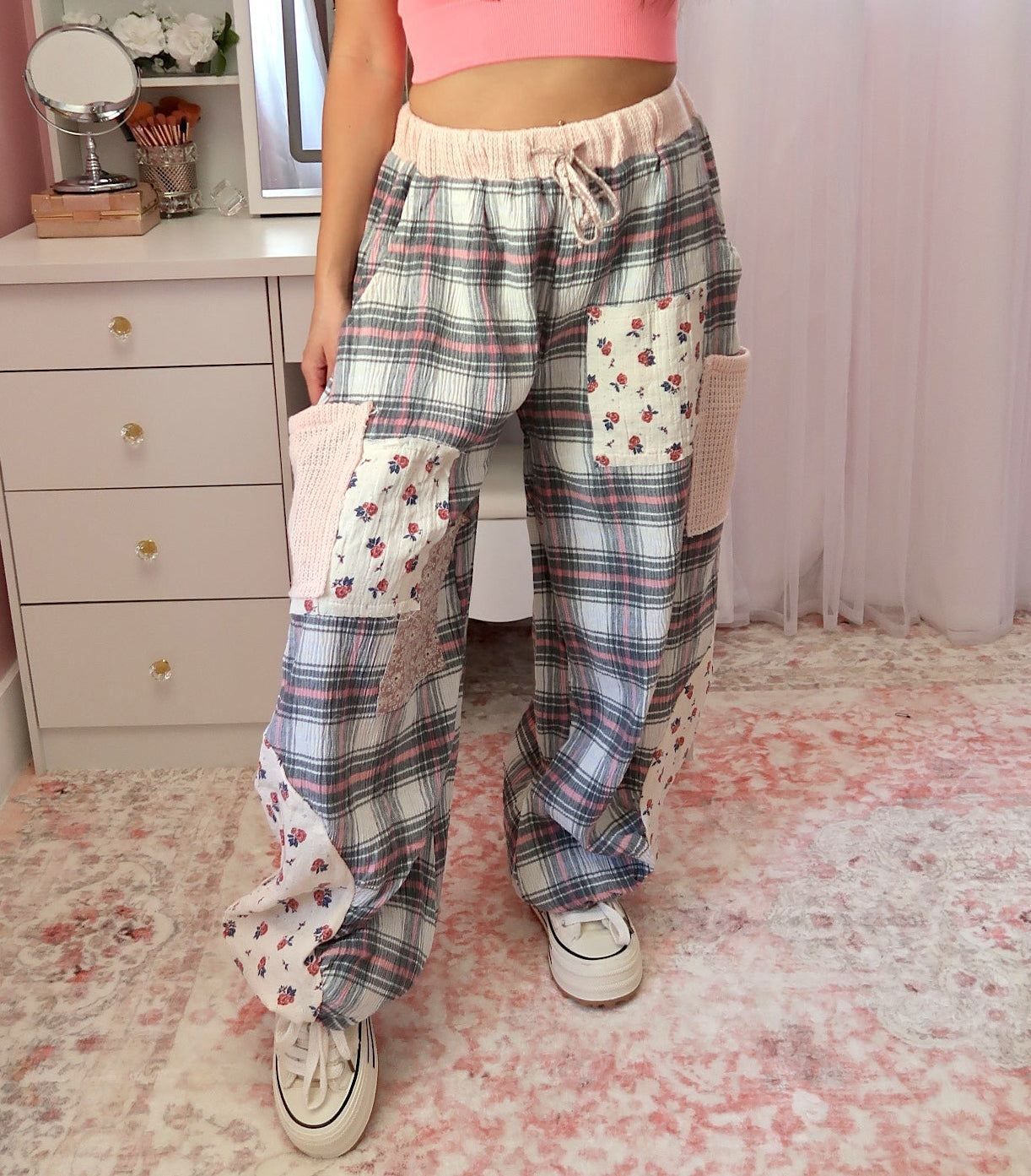 Pretty Plaid Joggers - Pink
