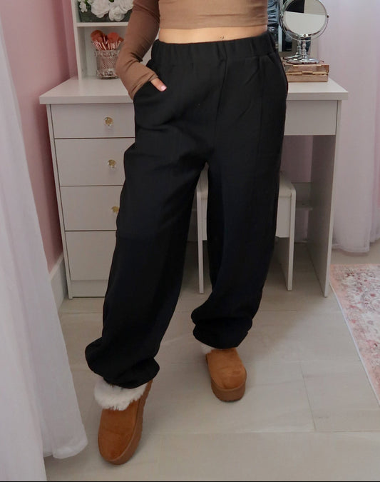 Toasty Joggers - Black