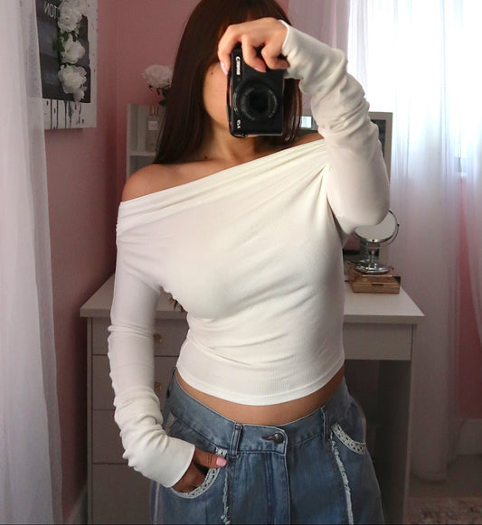 Shoulder Kisses Top