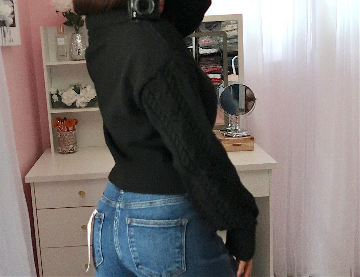 Cable Knit Crop Sweater - Black