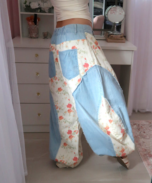 Floral Fields Pants *size down*