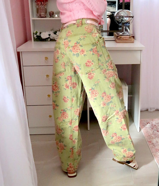 Garden Roses Ankle Pants