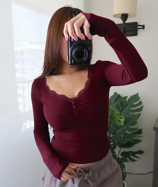 Elena Lace Top (3 colors available) *size up*