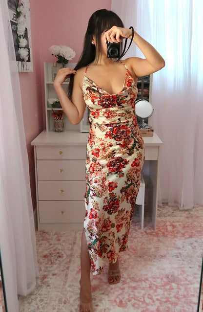 Falling For You Midi Dress (Small)