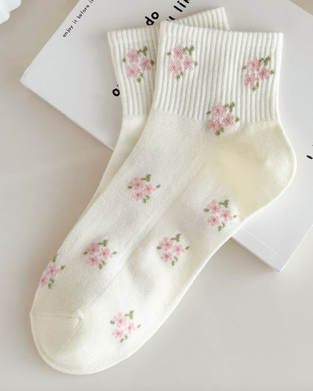 Cottage Floral Socks