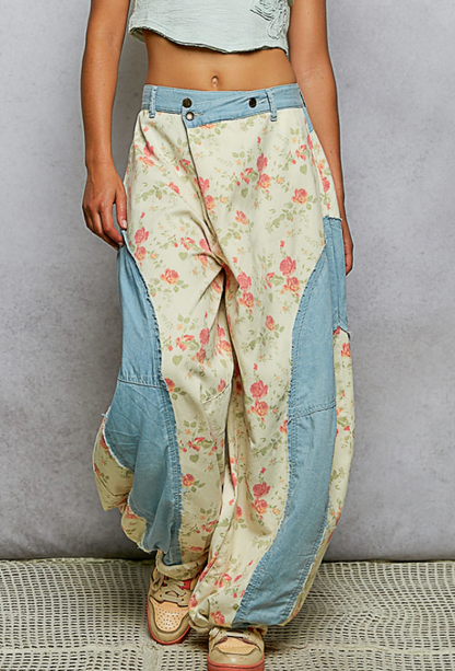 Floral Fields Pants *size down*