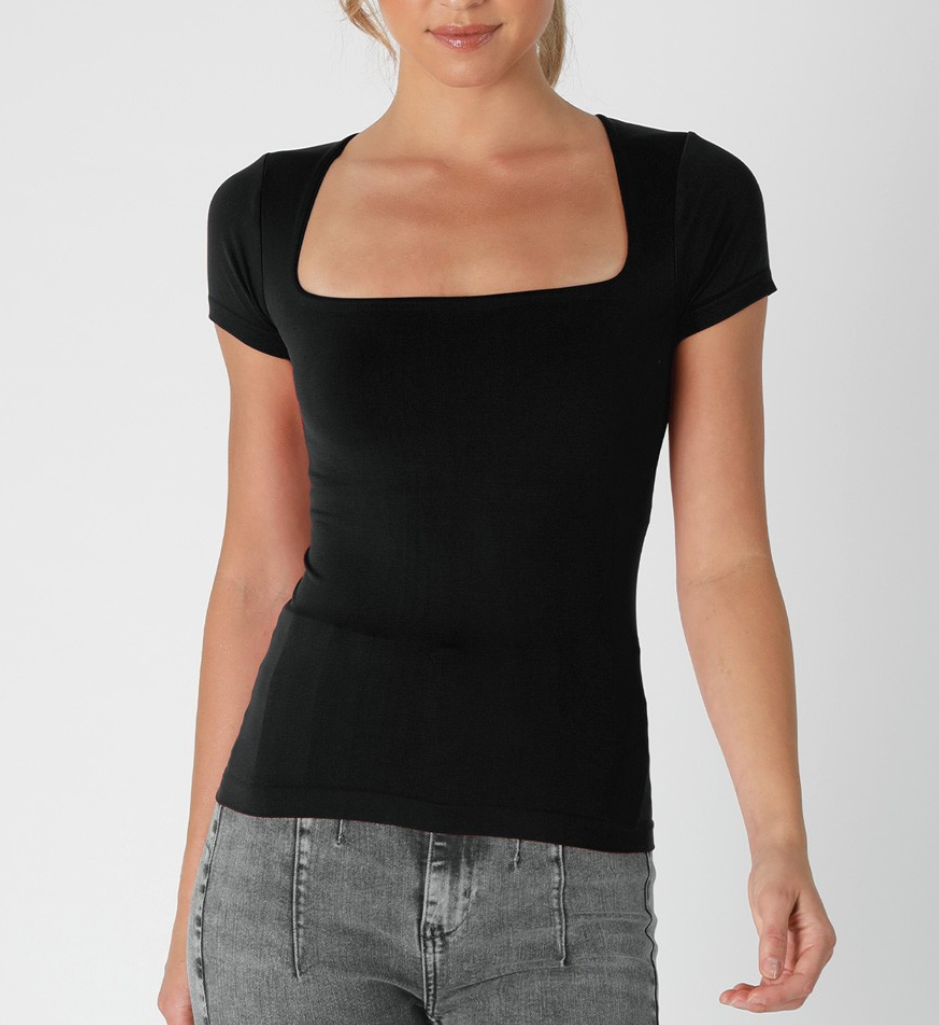 Seamless Square Tee with built-in  (4 colors available)
